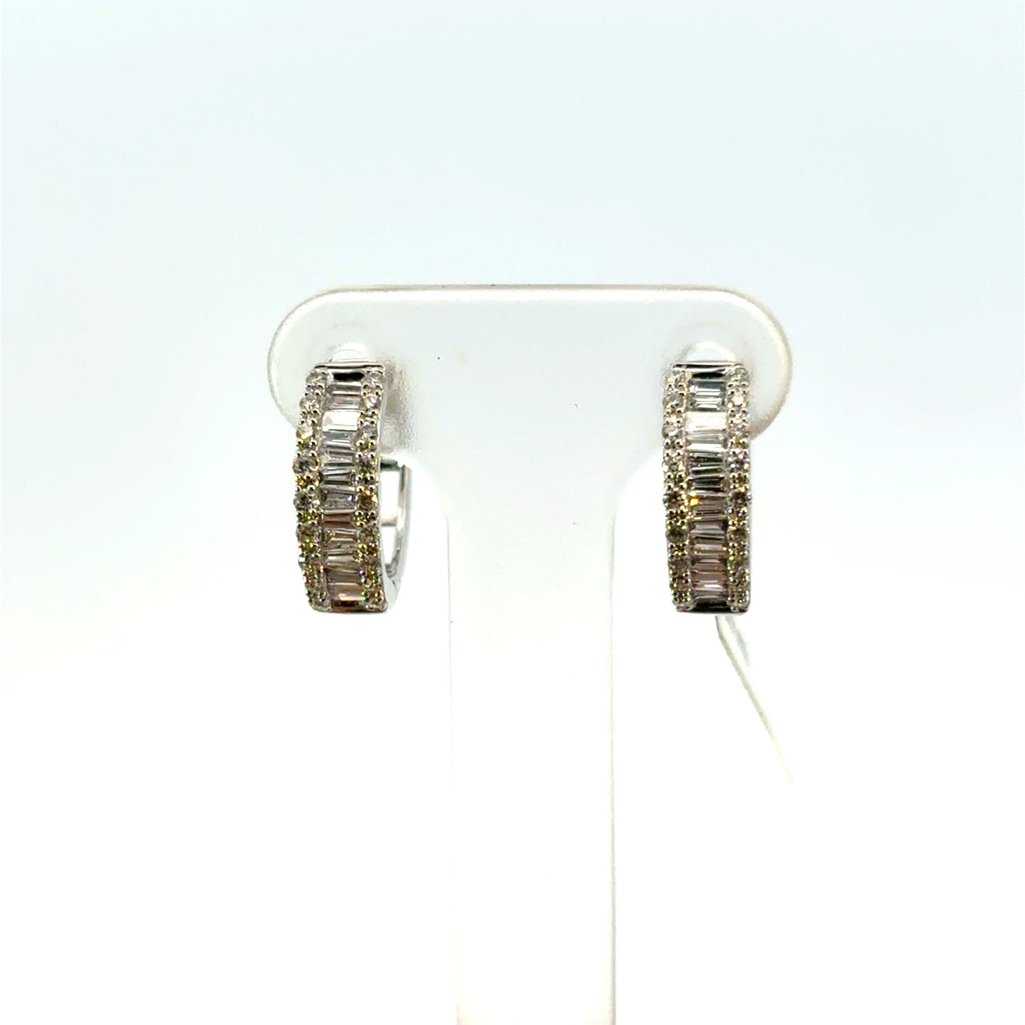 ROMANCE DIAMOND EARRINGS