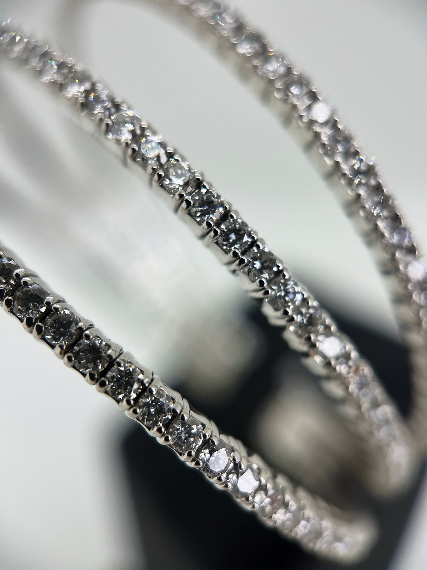 ROMANCE DIAMOND BRACELET 5.10CTW