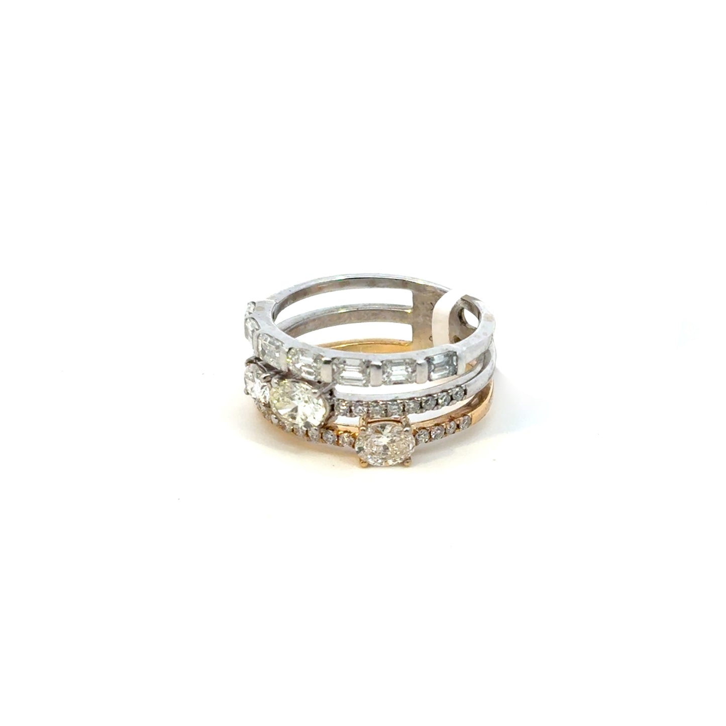 ROMANCE DIAMOND RING