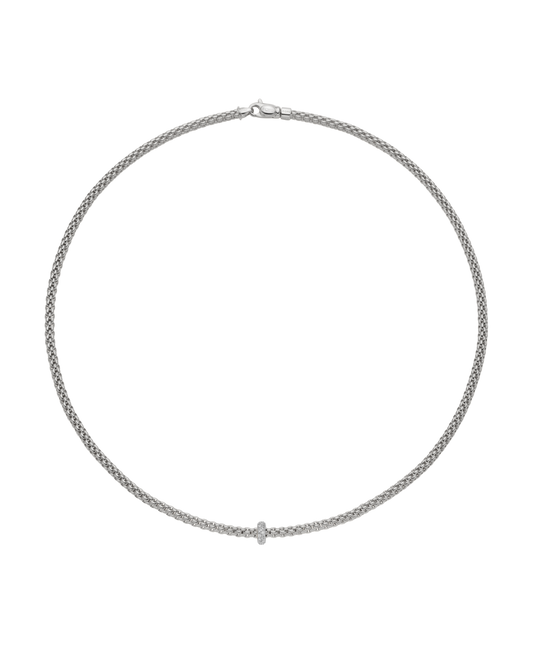 Necklace with diamonds