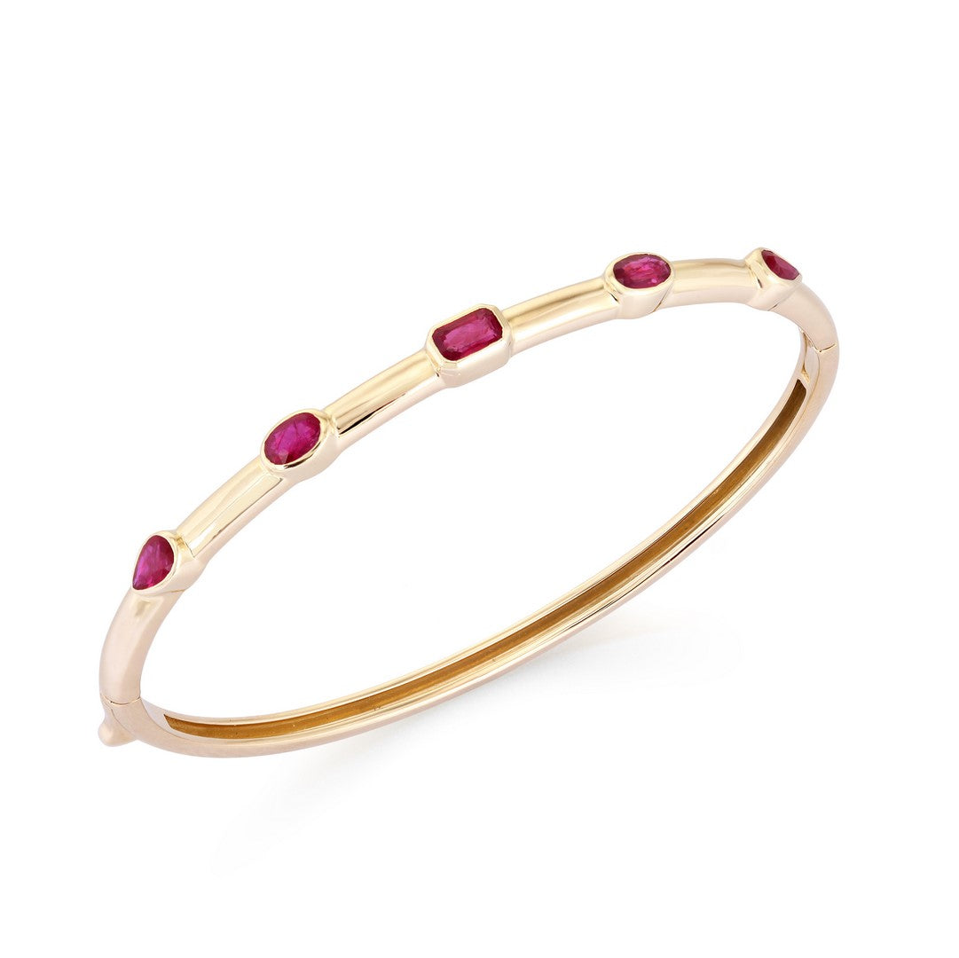 Ruby Detailed Bangle in Yellow Gold