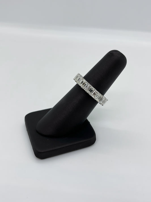 ROMANCE DIAMOND BAND - 7.50CTW